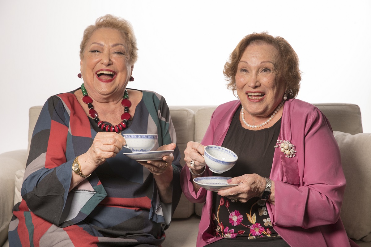 Nicette Bruno e Suely Franco apresentam “Quarta-feira, sem falta, lá em casa” em Curitiba