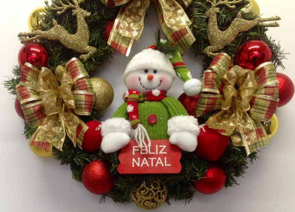 Itens de Natal para decorar a casa com descontos de até R$ 50