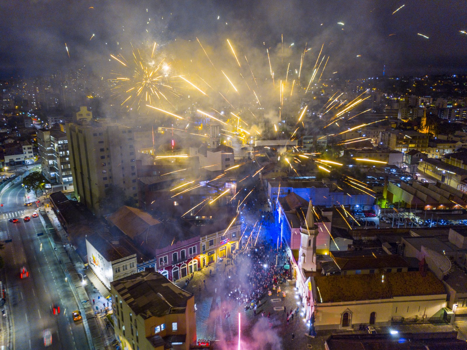 Auto de Natal transforma Centro Histórico em ópera a céu aberto