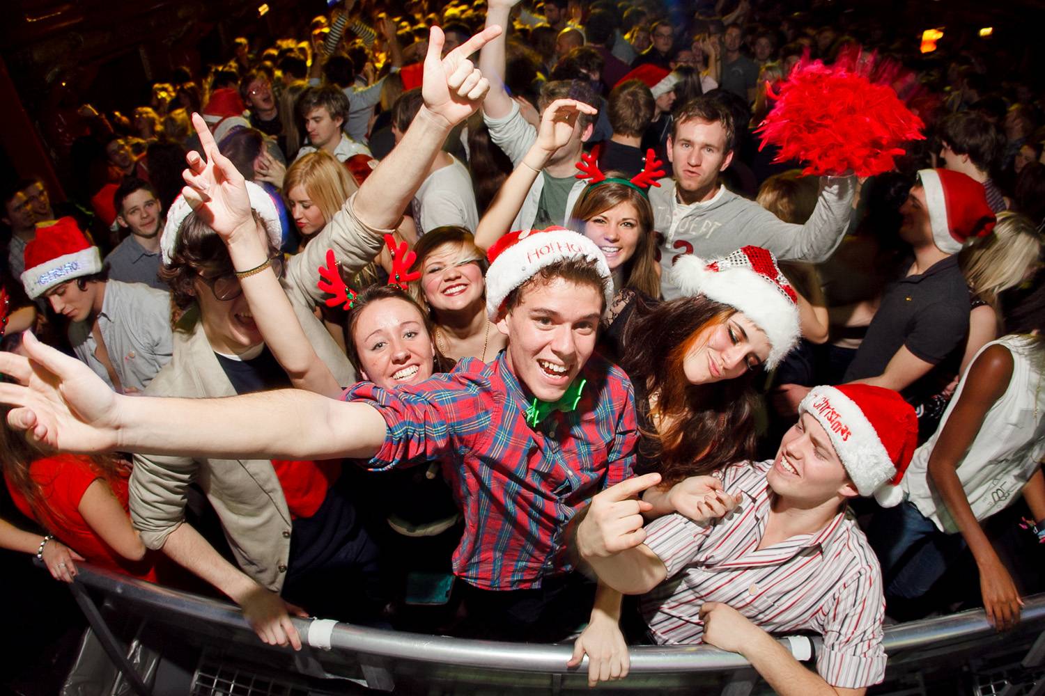 Balada Natalina! Festas em Curitiba para você curtir depois da ceia