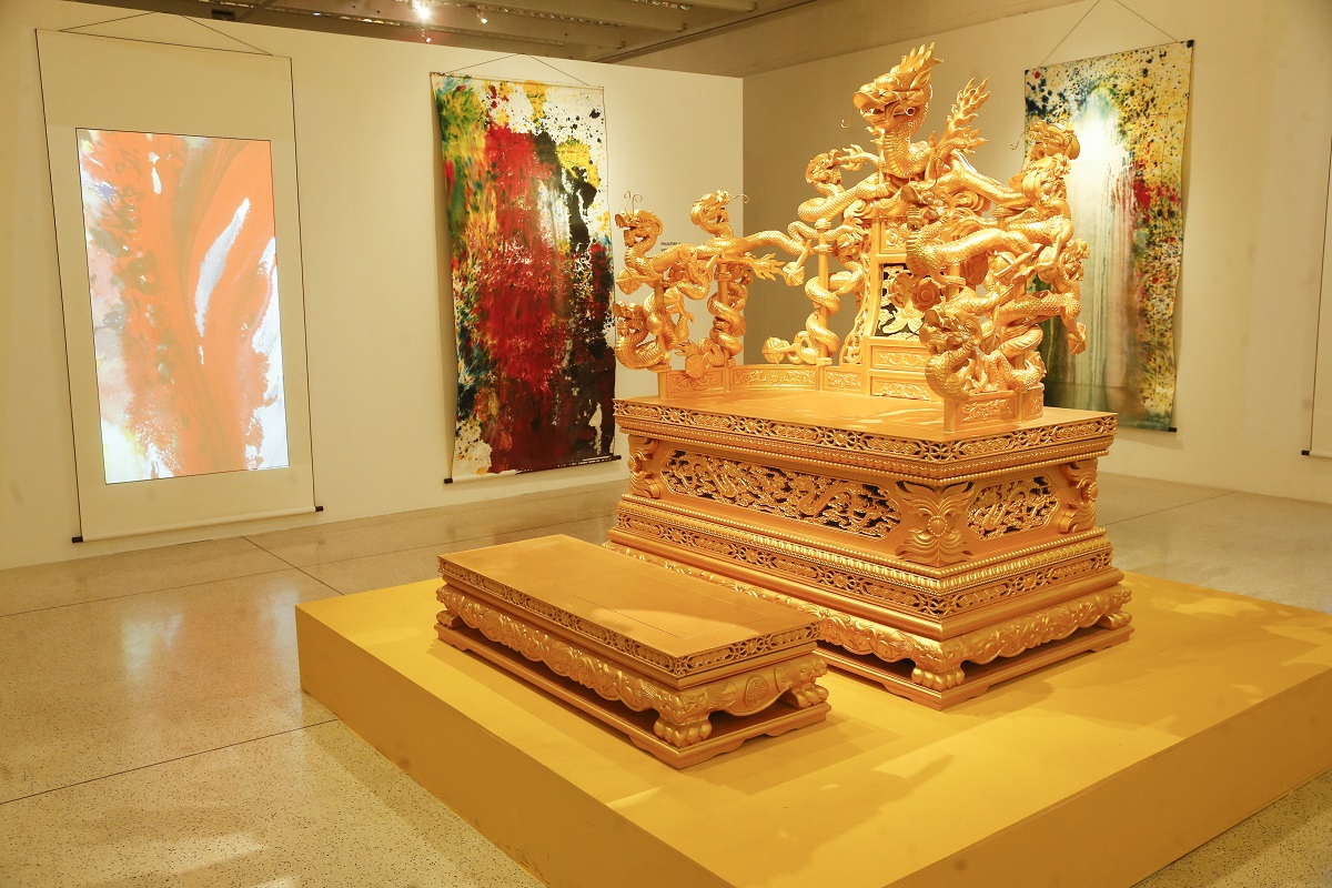 Entrada para a Bienal Internacional é gratuita no Memorial de Curitiba