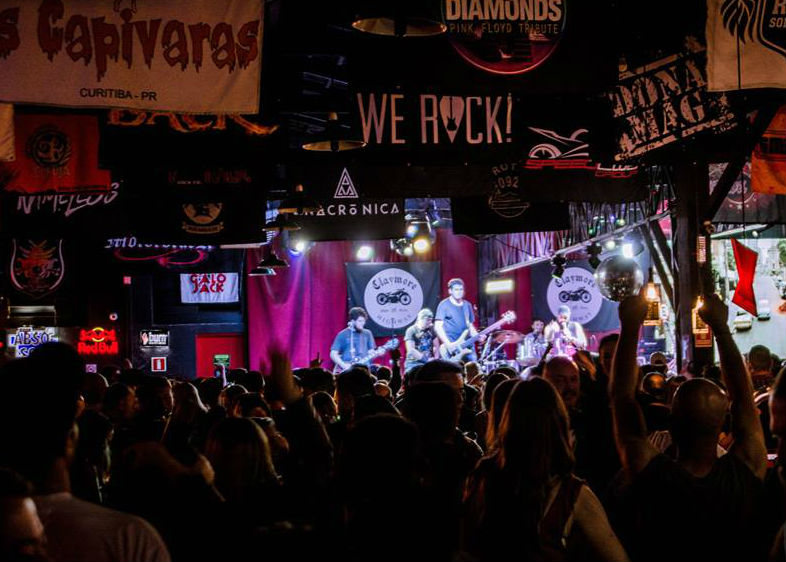 Claymore Highway Bar celebra Bacon Day com shows neste sábado (18)