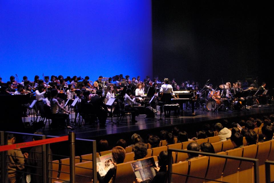 Concerto no Guairão revive era em que todo rádio no Brasil ouvia música francesa