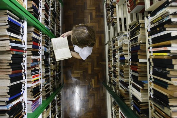 Férias: Crianças podem passar noite na Biblioteca Pública