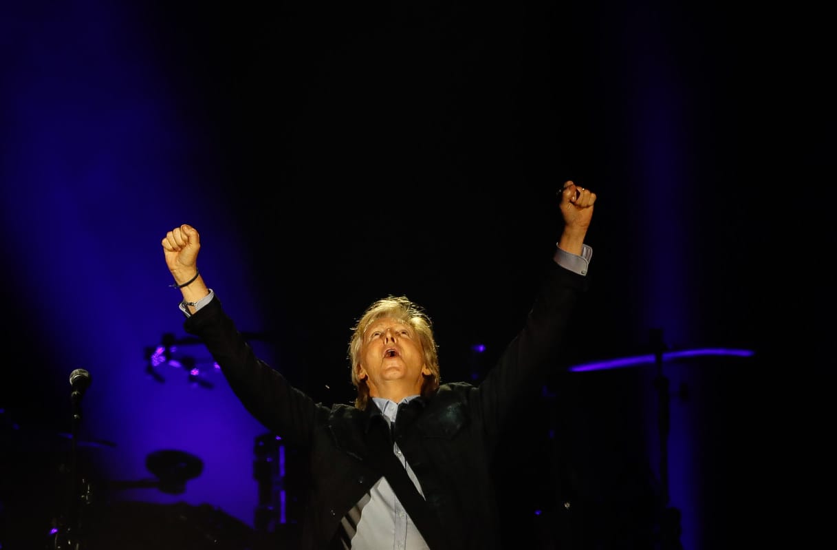 Como foi o show de Paul McCartney que emocionou 45 mil pessoas em Curitiba