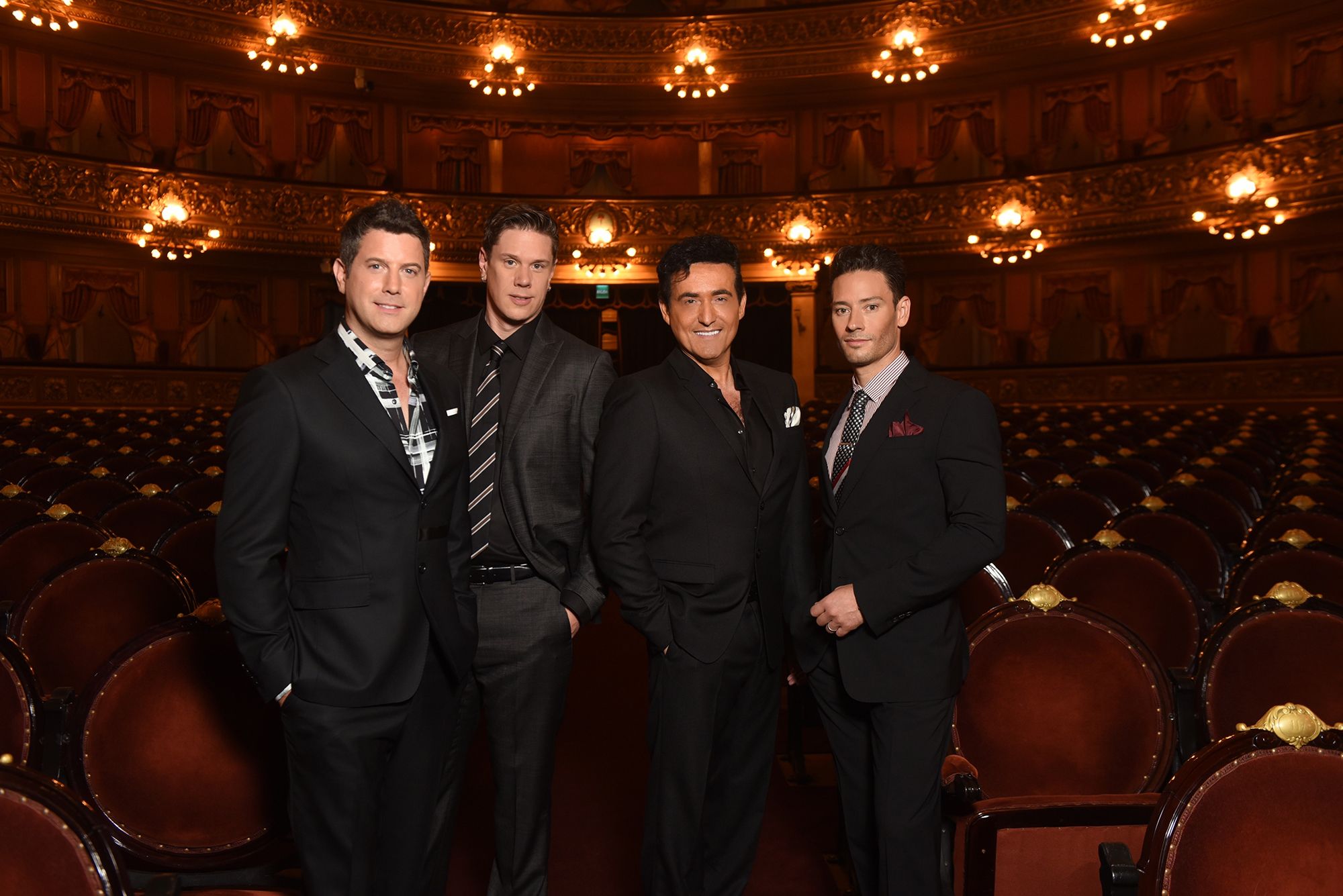Il Divo traz a Curitiba show que celebra 15 anos de carreira