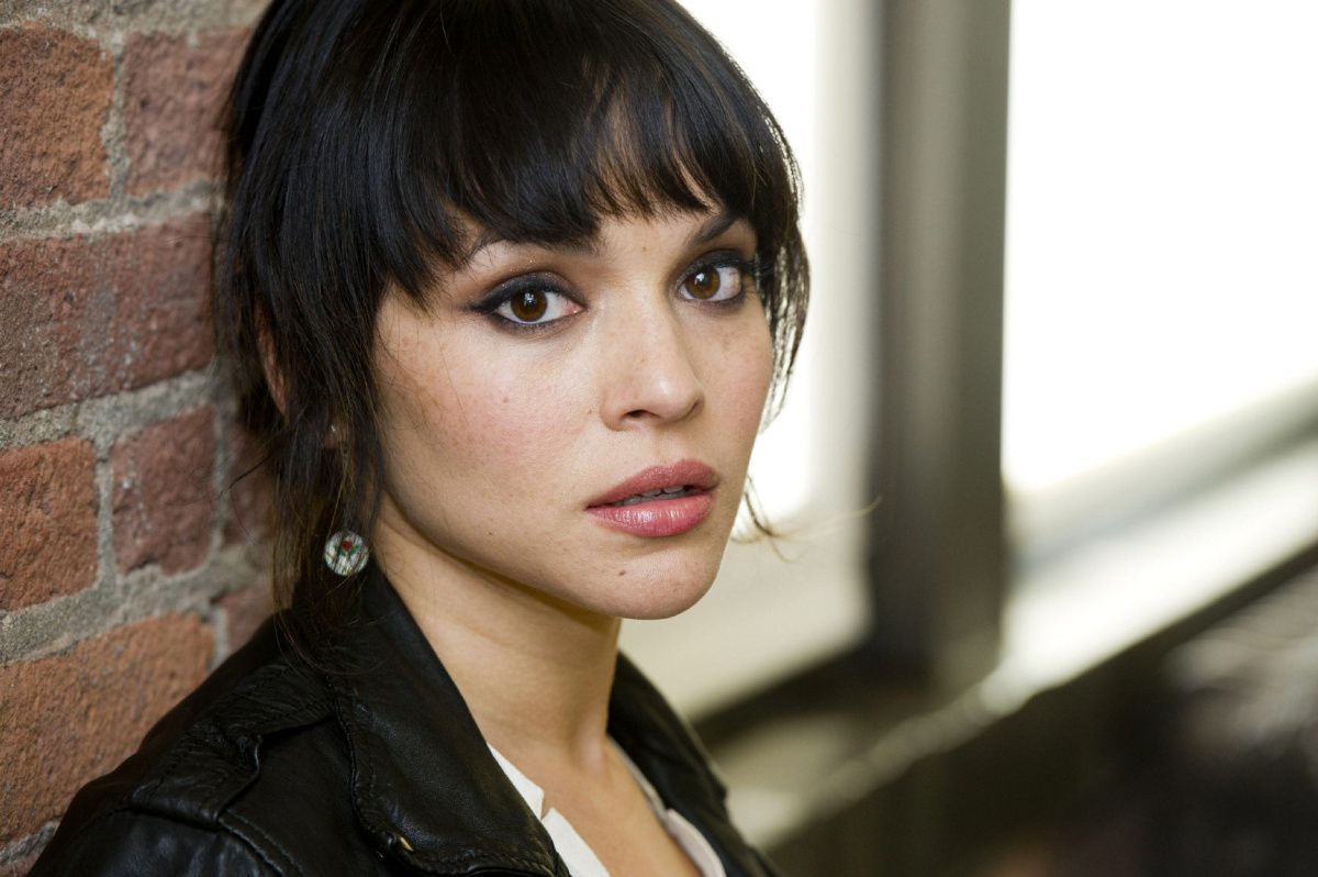 Saiba como ver Norah Jones com 50% de desconto em até dois ingressos