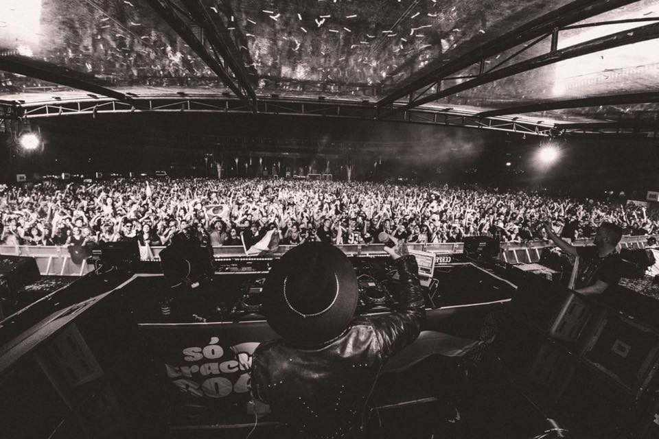Curte música eletrônica? Só Track Boa chega a Curitiba no fim de semana