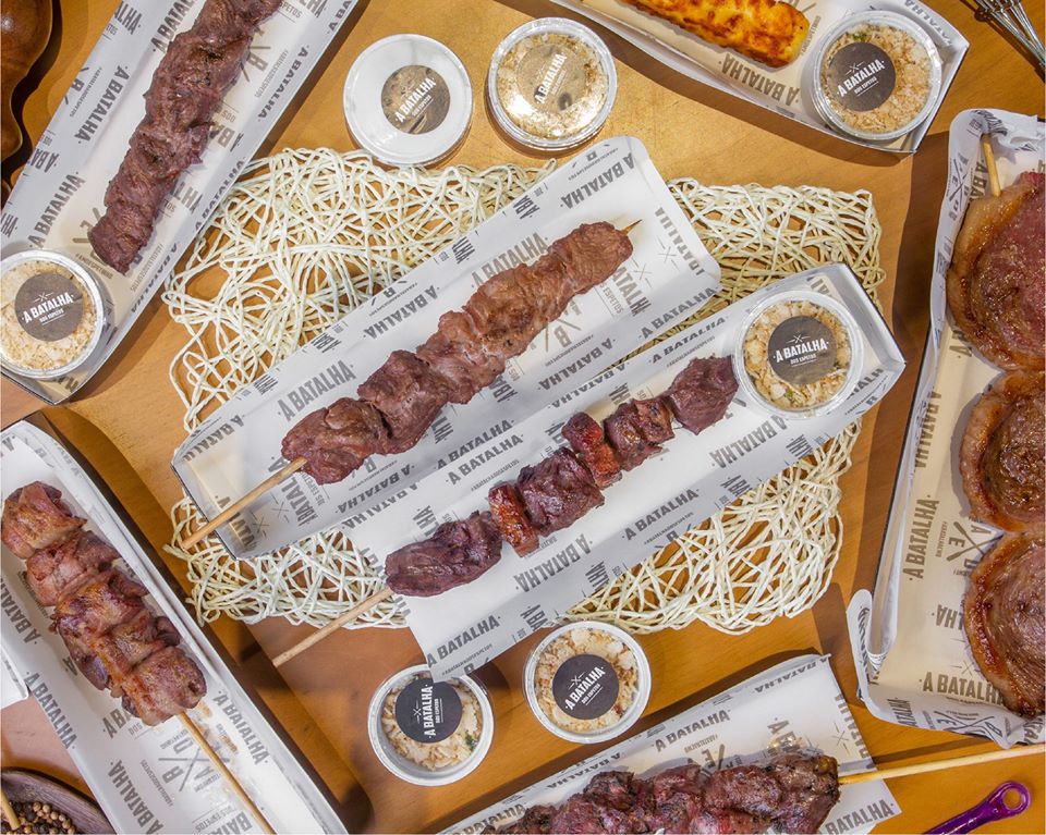 Conheça lugares para comer espetinho com desconto do Clube