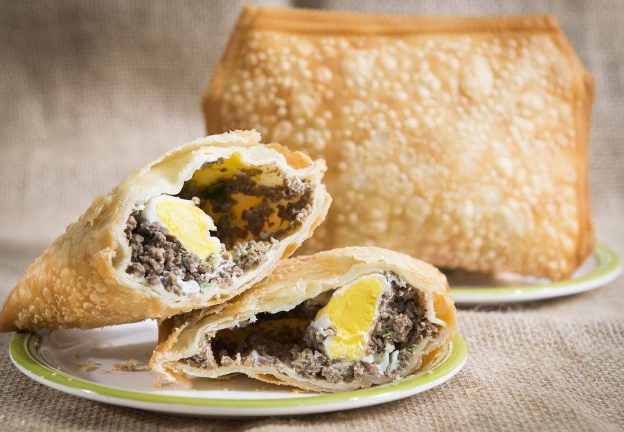Saiba quando e onde comer pastel de feira em Curitiba