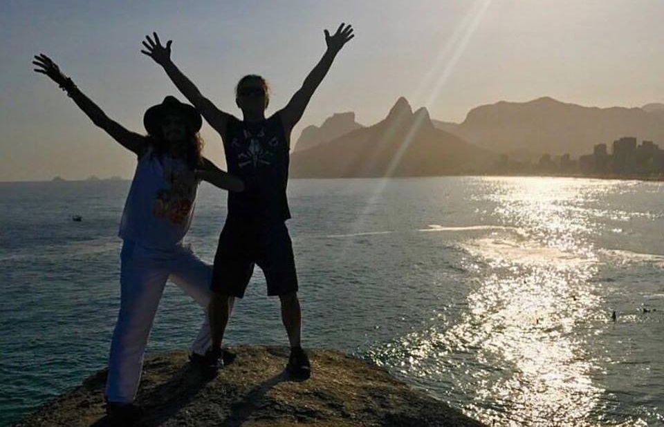 Steven Tyler está curtindo o Rio adoidado e Curitiba o espera no Largo da Ordem