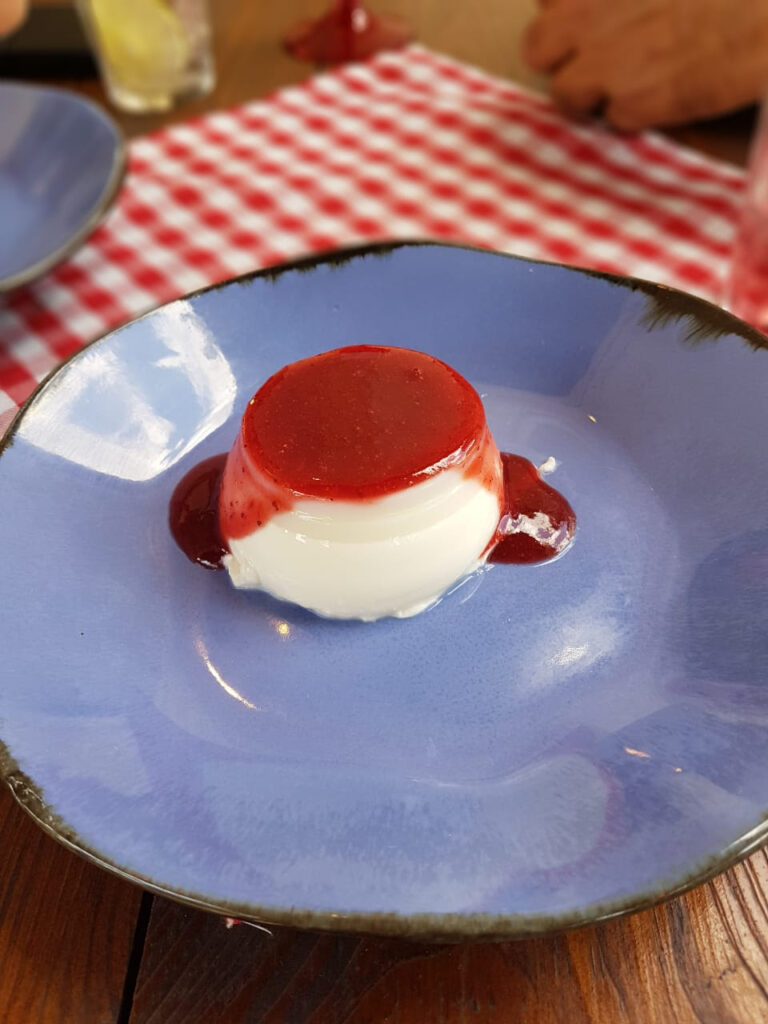 Figurate lança festival da panna cotta no delivery e take away