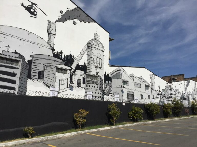 Fábrica Hamburgueria inaugura drive-in na Torres