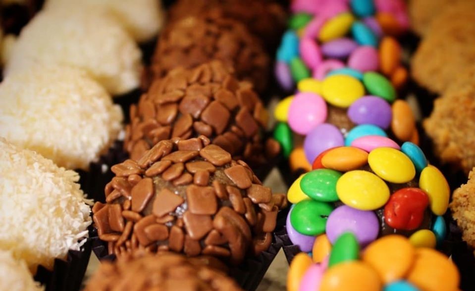 Lugares para pedir brigadeiro com desconto do Clube