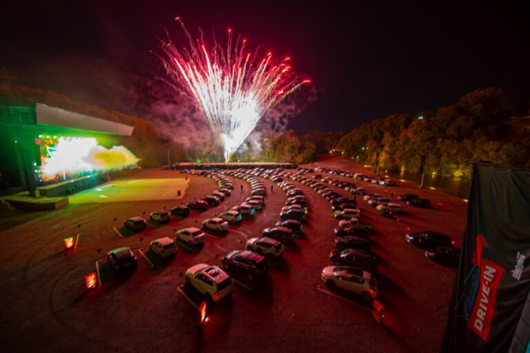 Entretenimento seguro: confira a programação de cinema do Planeta Drive-In