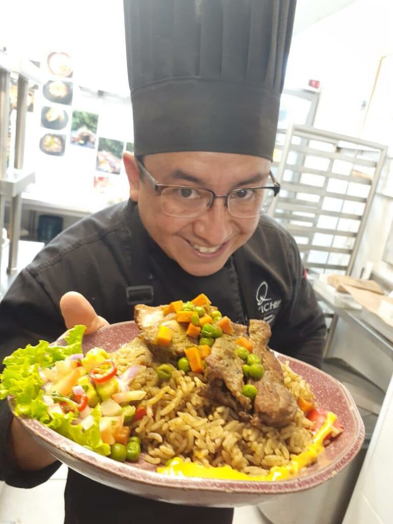 Tempero peruano: conheça a história de Isidoro Troyes, o chef do QCeviche!