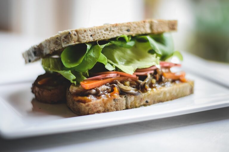 É vegano? Saiba onde comer e como economizar com o Clube