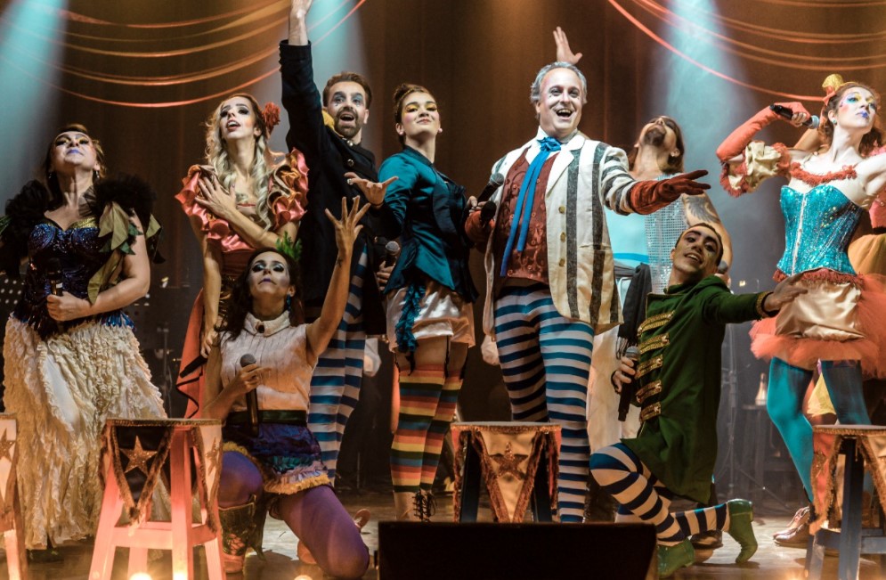 o grande circo místico